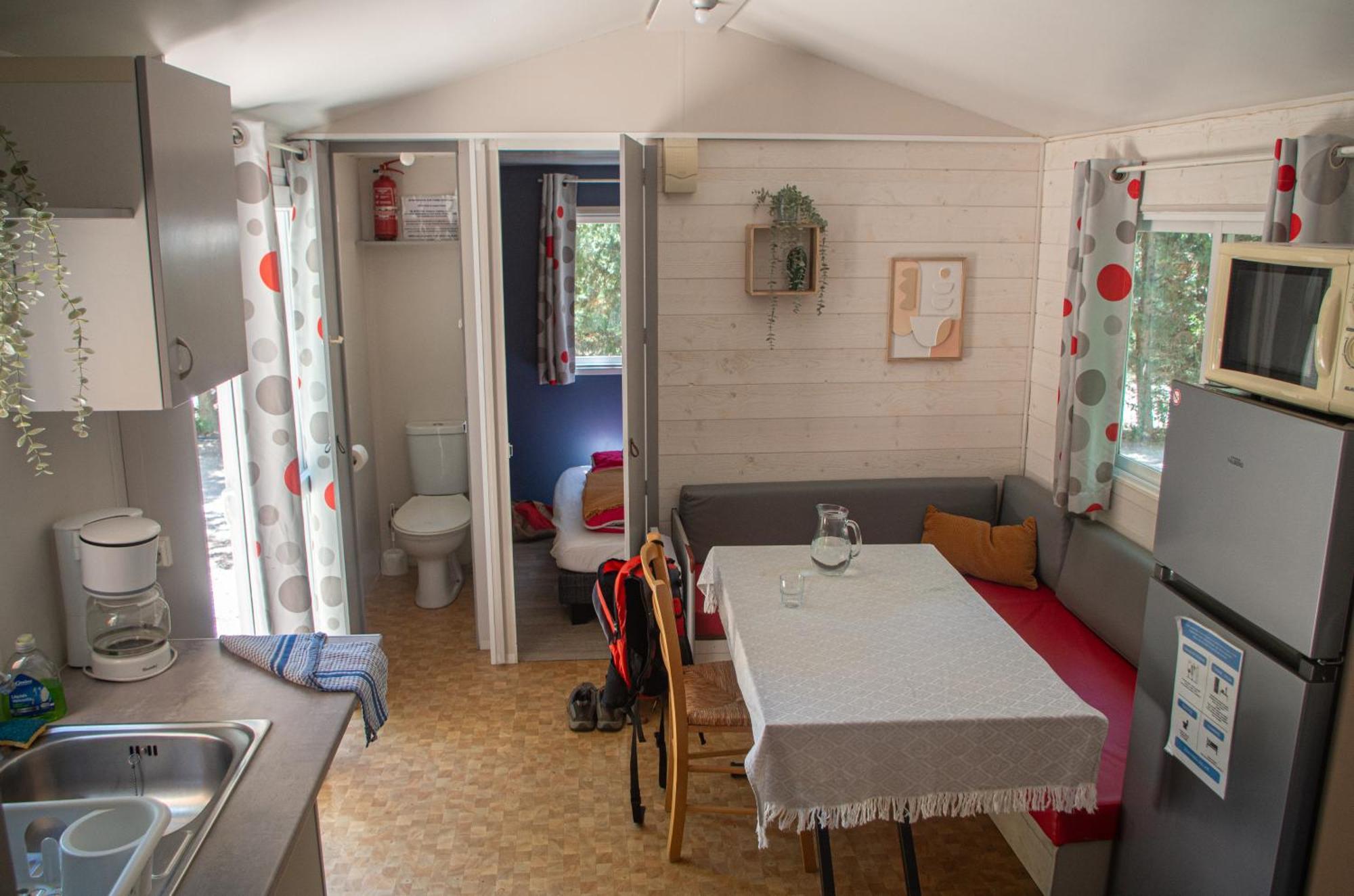 Camping La Peiriere Tuchan Exterior photo